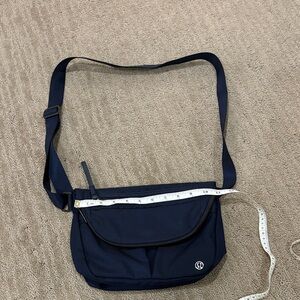lululemon athletica Navy Festival Bag 5.0L